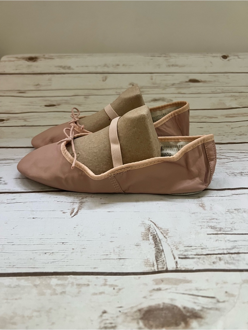 Capezio Teknik Women’s Ballet Flats in Blush Pink - 8C